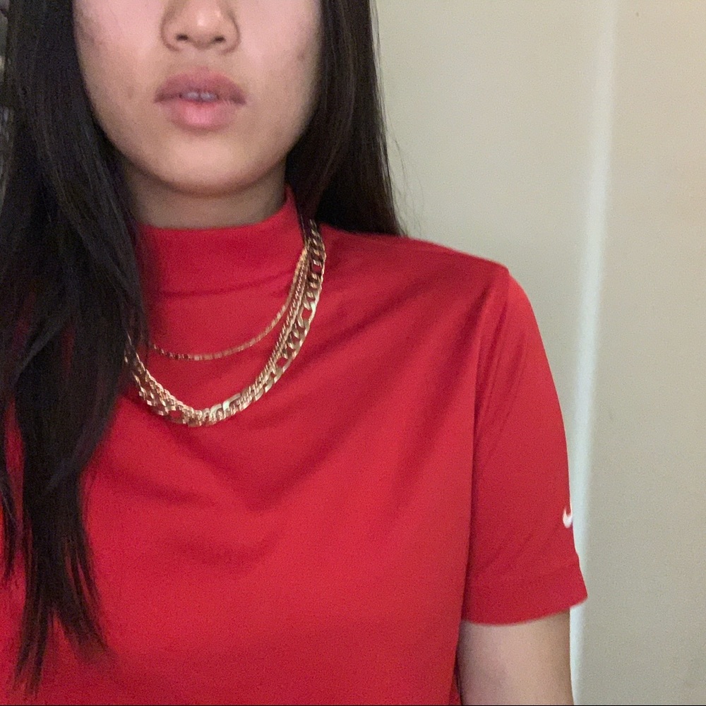 NIKE RED TURTLE NECK SHIRT